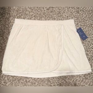 Cream/tan knit skirt